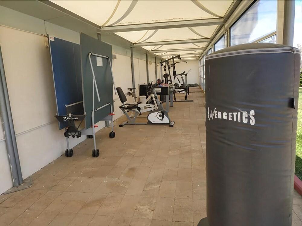 סירקוזה Albatros Hotel מראה חיצוני תמונה
