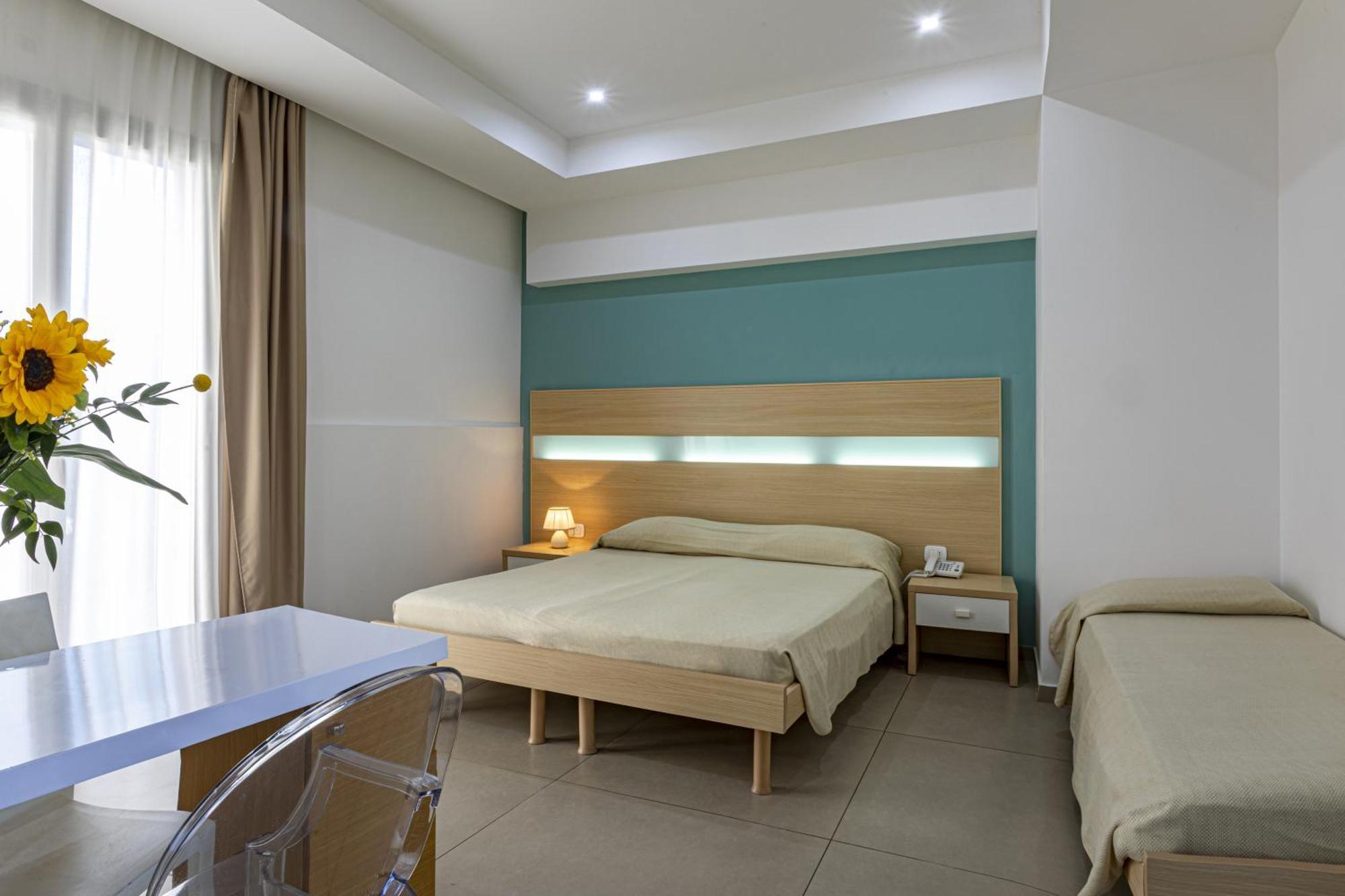 סירקוזה Albatros Hotel מראה חיצוני תמונה